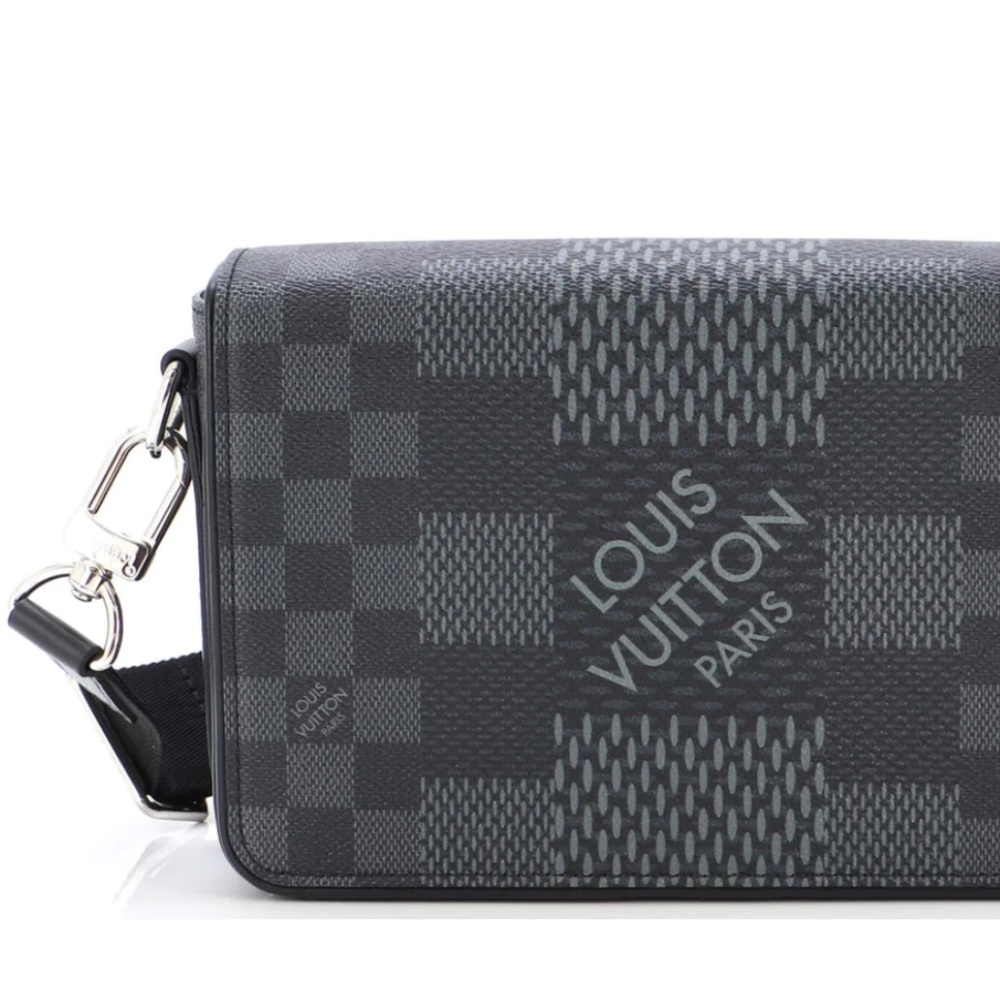 Studio messenger bag limited edition Damier graphite 3D